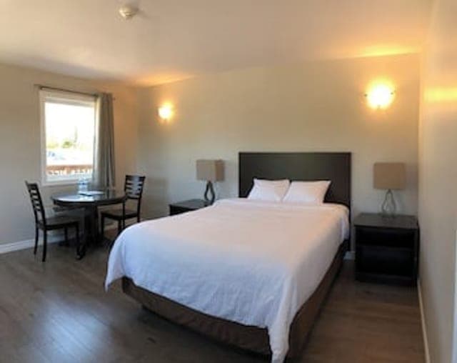 Kow's Inn