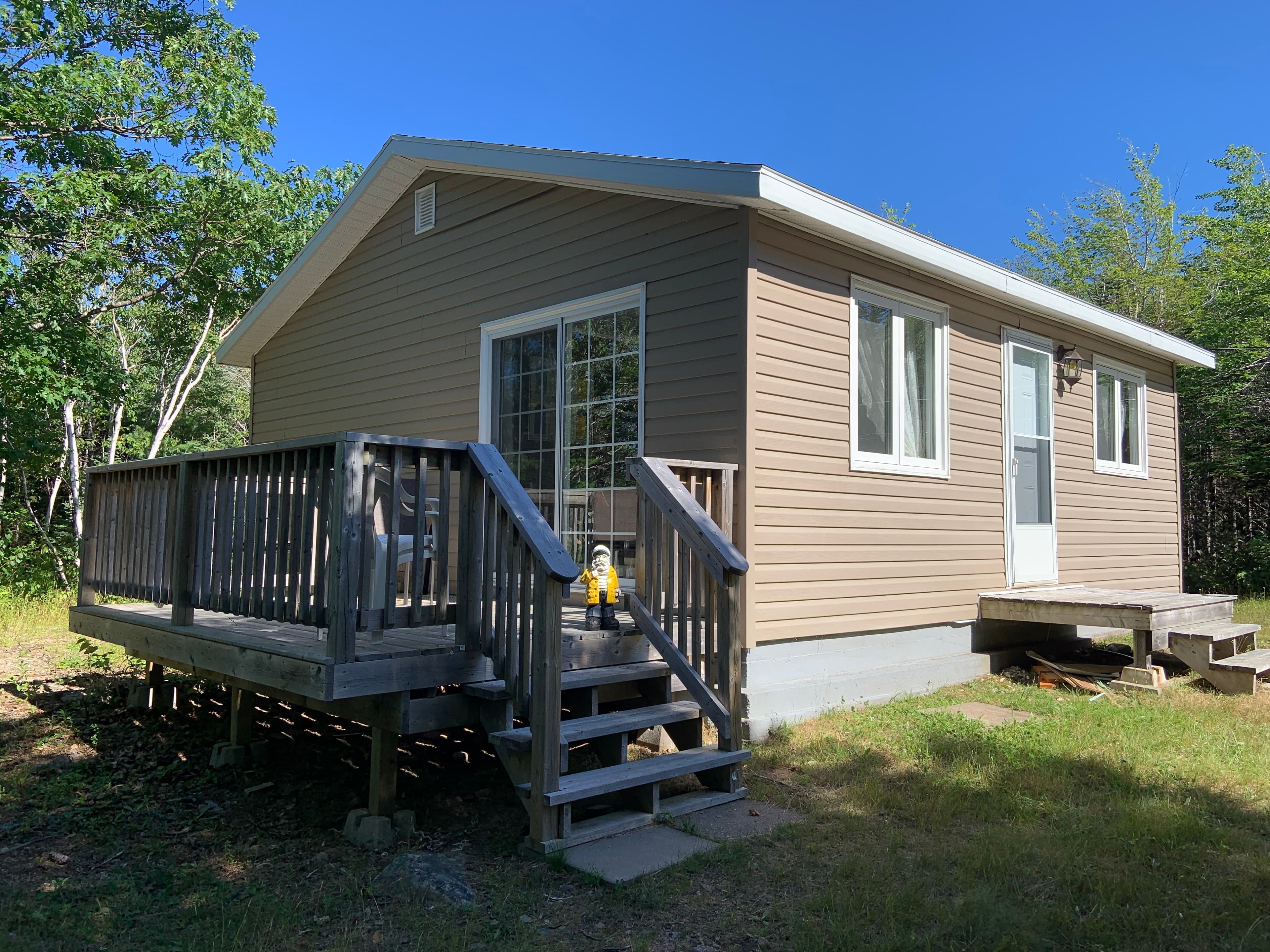 Little Cottage in the Wood — accommodation in Cabot Trail, Cape Breton