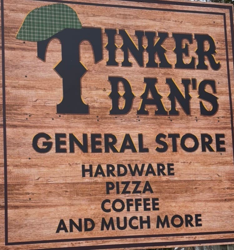 Tinker Dans General Store — restaurant in Cape Breton