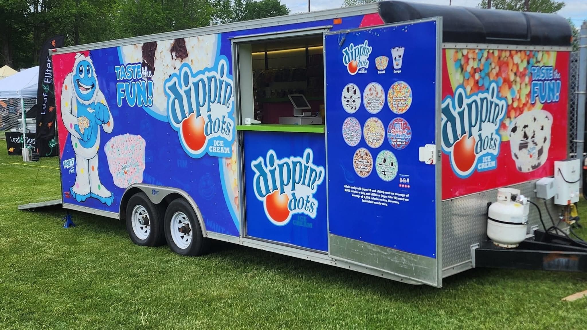 Mikka’s Dippin’ Dots & Candy Shop — restaurant in Chéticamp & Margaree, Cape Breton