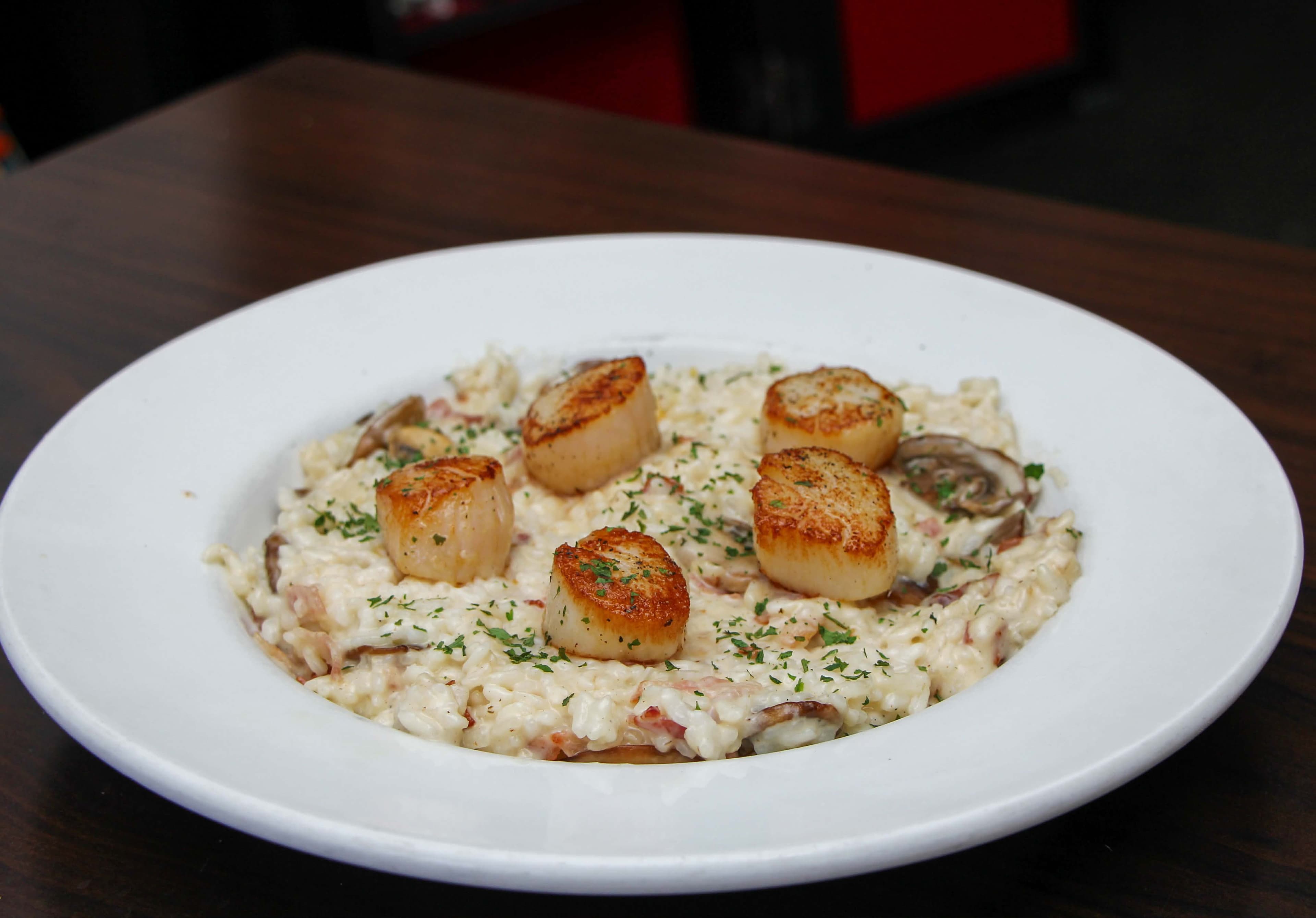 Cwtch — restaurant in Sydney, Cape Breton