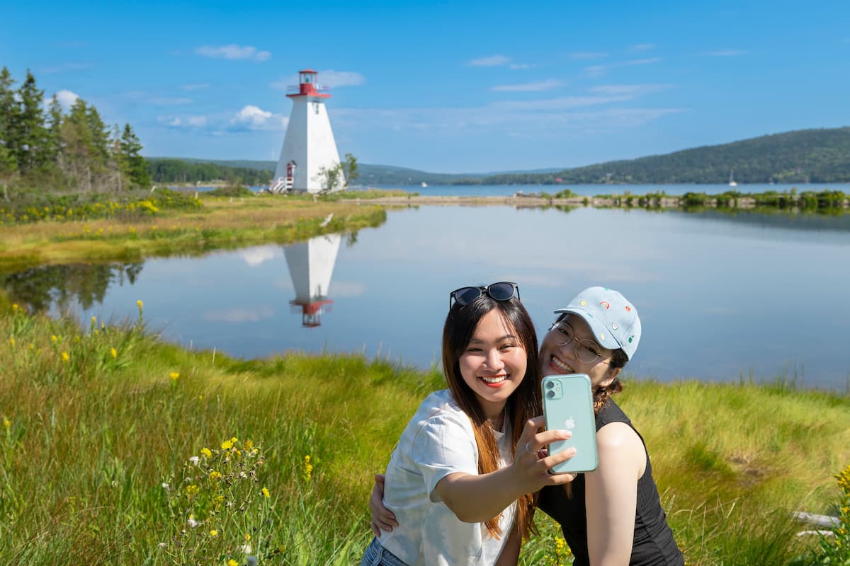 Floating Lobster Picnic — attraction in Baddeck & Bras d'Or Lake, Cape Breton