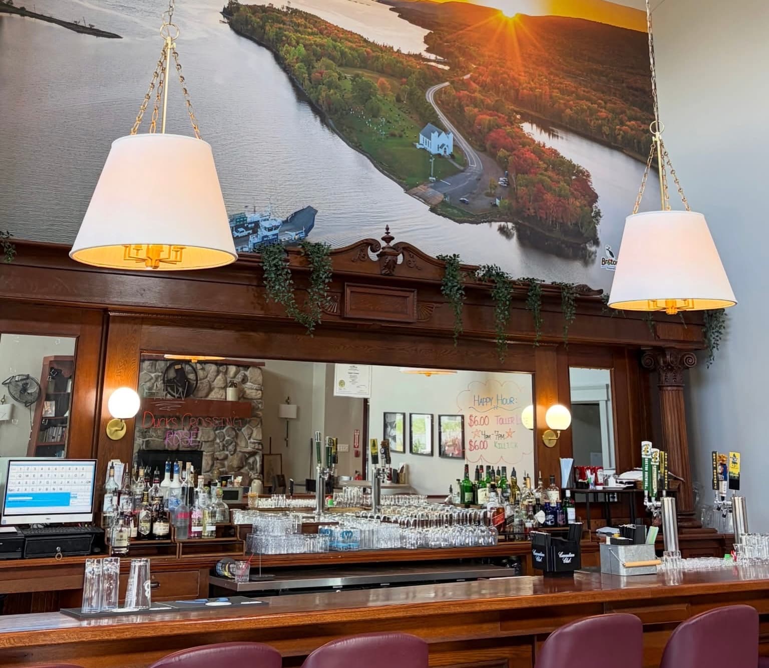 The Narrows Cafe and Pub — restaurant in Cape Breton