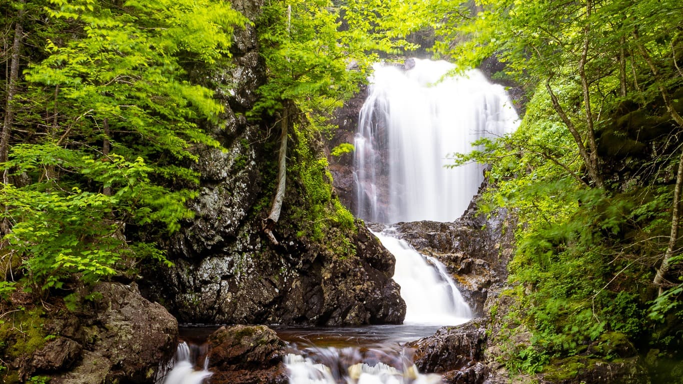 Live Life in Tents – Waterfall Season Hike to Fiset Falls